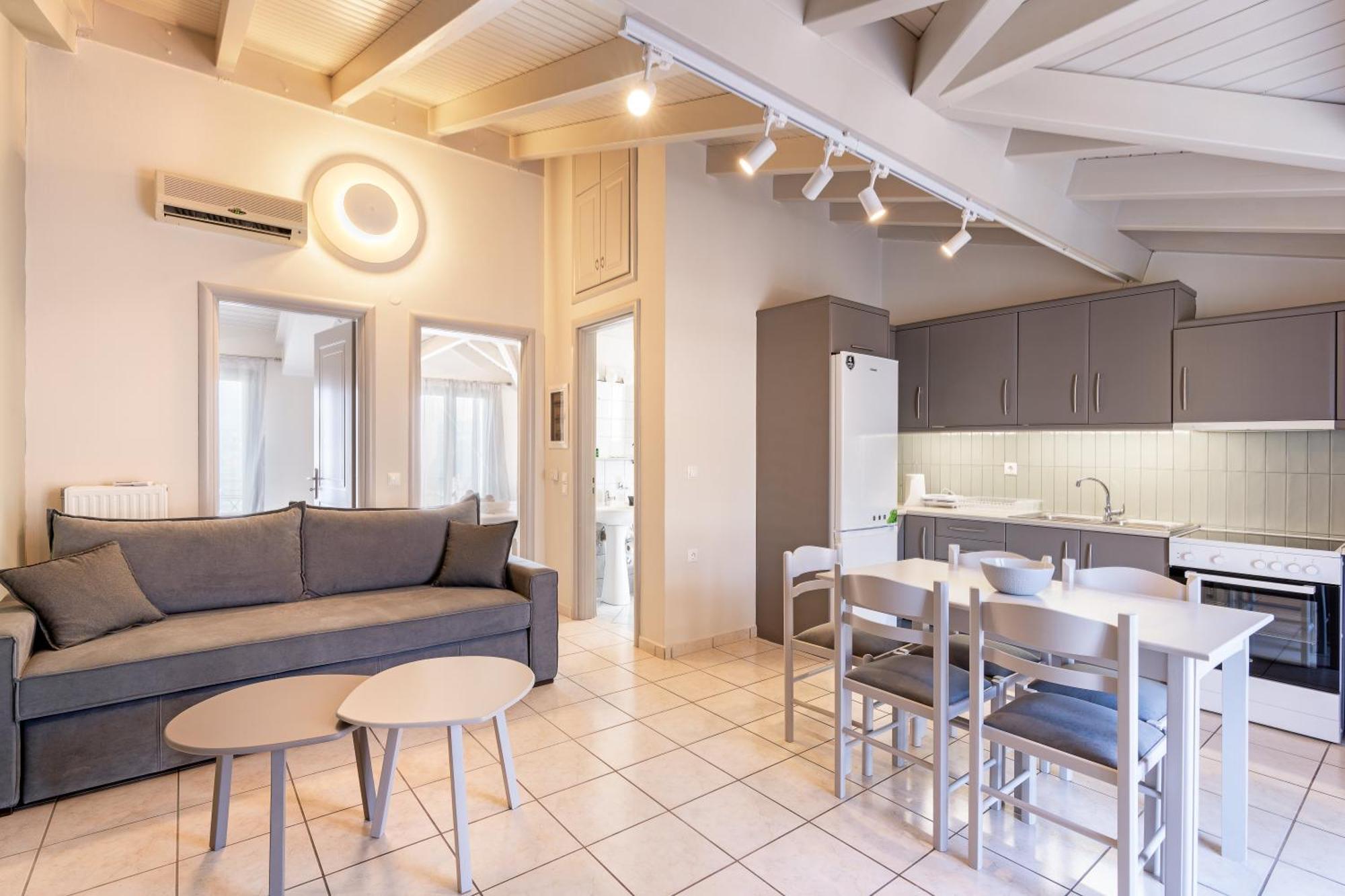 Unique View Apartments อาร์กอสโตลี ภายนอก รูปภาพ